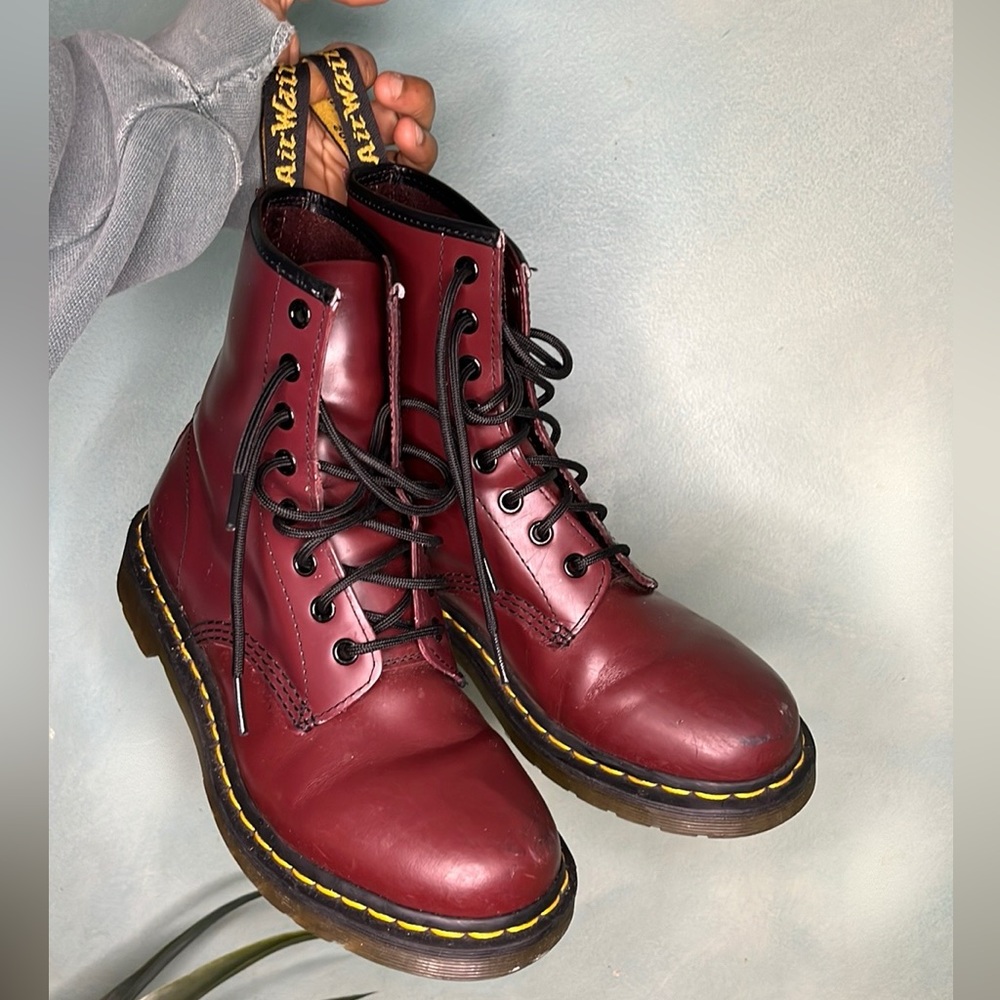 DR. MARTENS 1460 Smooth Leather Boots